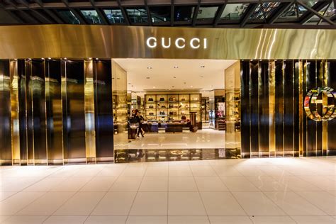 aantal gucci winkels|how many Gucci stores worldwide.